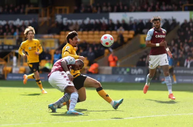 Ashley Young, Aston Villa, Wolverhampton Wanderers