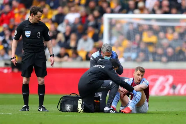 Licas Digne, Aston Villa, Wolverhampton Wanderers