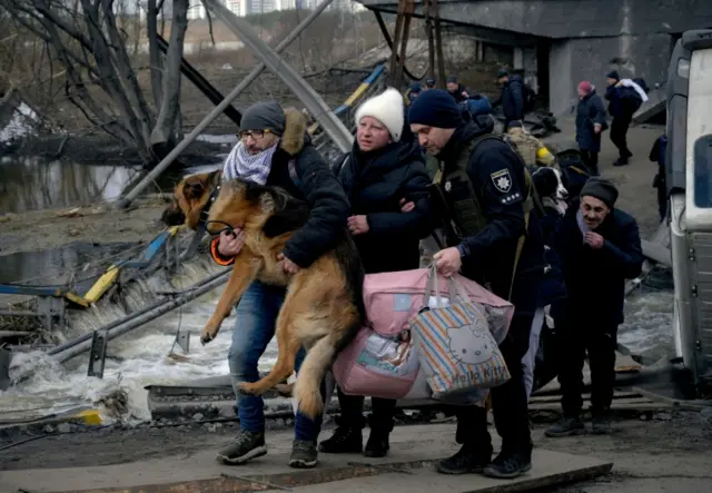 People fleeing in Irpin, Ukraine