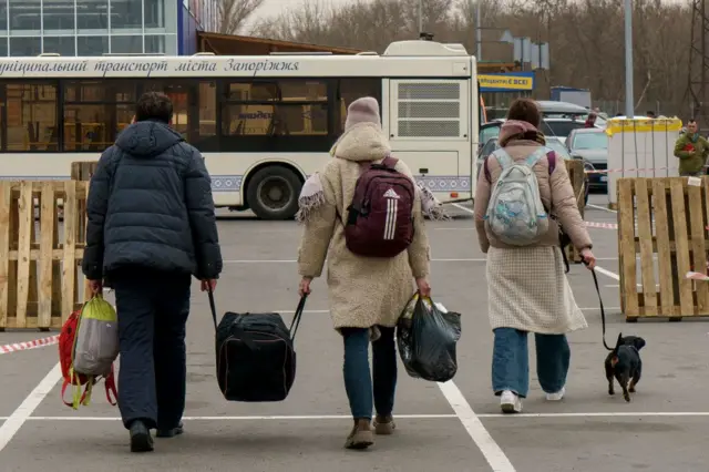 Image shows civilians evacuating Berdyansk