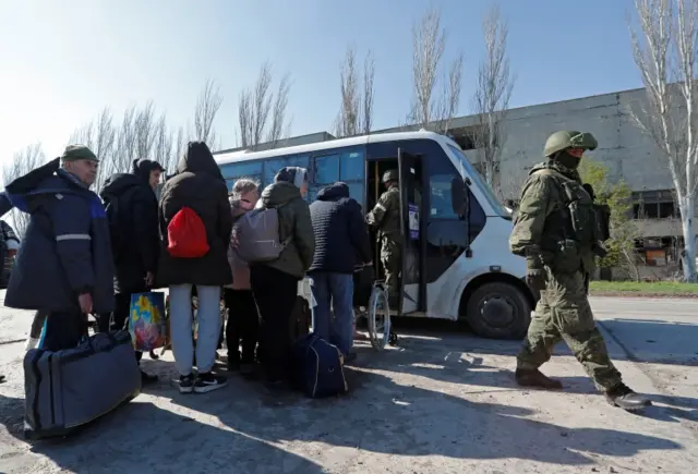 People fleeing Mariupol 20 April