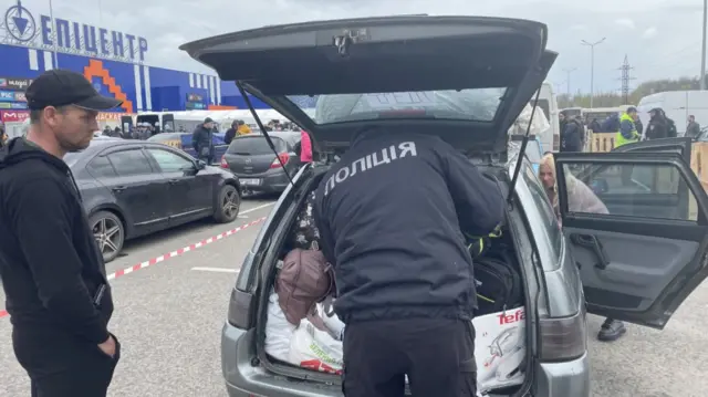 Displaced people arriving in Zaporizhzhia from the surrounding region