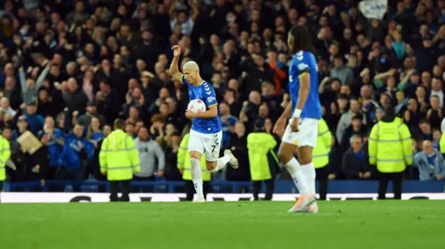Richarlison celebrates scoring against Leicester