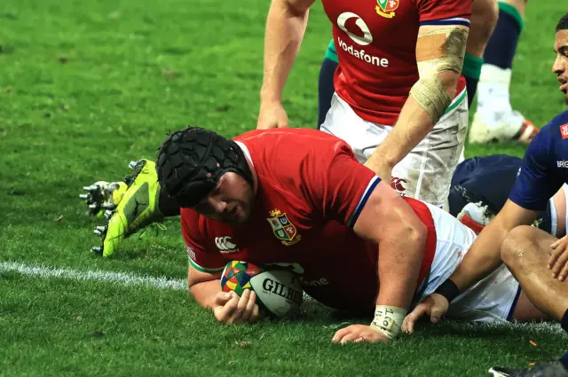 Zander Fagerson scores against the Stormers for the British and Irish Lions