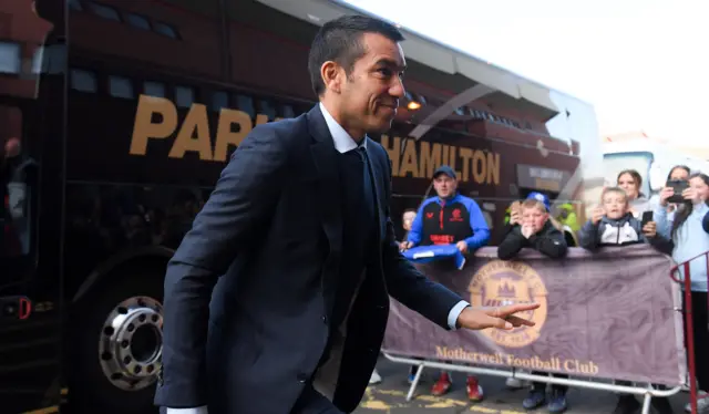 Rangers manager Giovanni van Bronckhorst