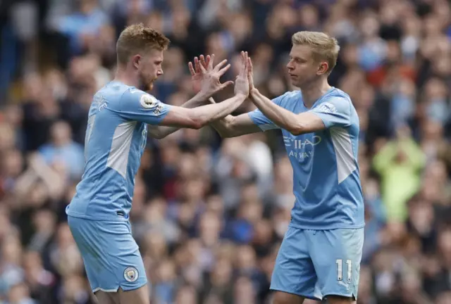 Kevin de Bruyne and Oleksandr Zinchenko