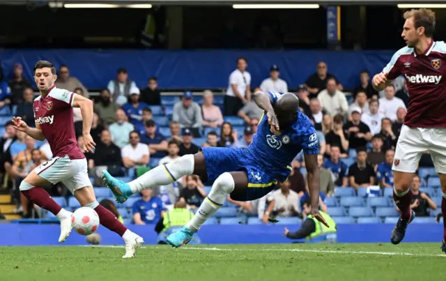 Craig Dawson and Romelu Lukaku