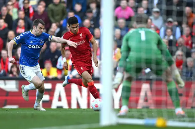 Luis Diaz runs in on goal