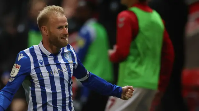 Barry Bannan celebrates