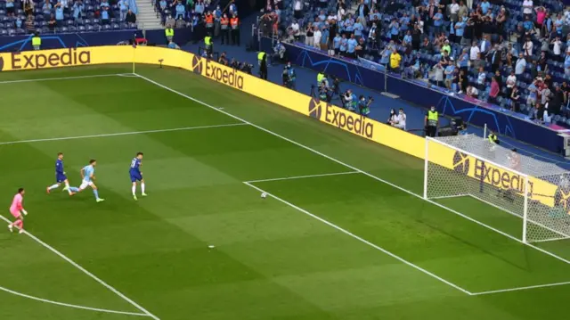 Kai Havertz scores for Chelsea in CL final