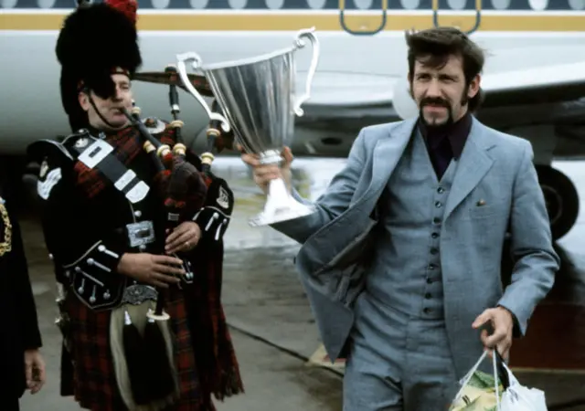 Rangers legend John Greig returning to Scotland with the Cup Winners' Cup