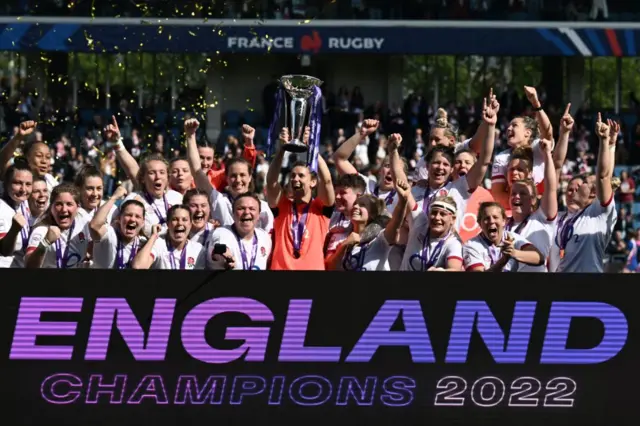 England win Six Nations with trophy lift