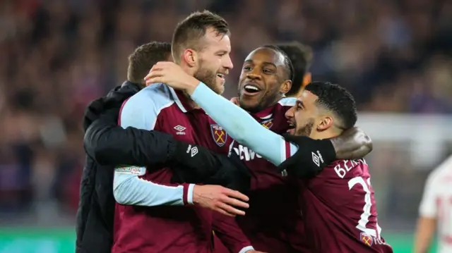 West Ham players celebrate