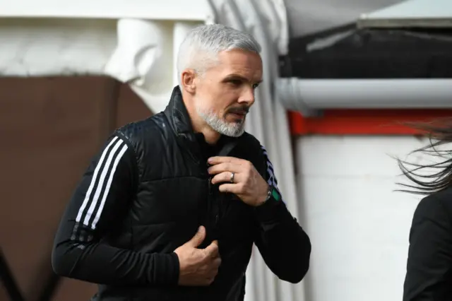 Aberdeen manager Jim Goodwin ahead of kick-off