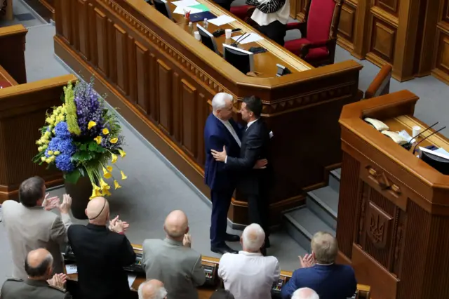 Volodymyr Zelensky and Leonid Kravchuk