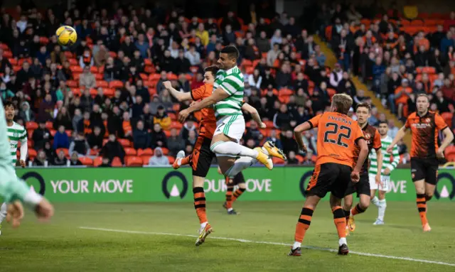 Giorgos Giakoumakis heads Celtic in front at Tannadice