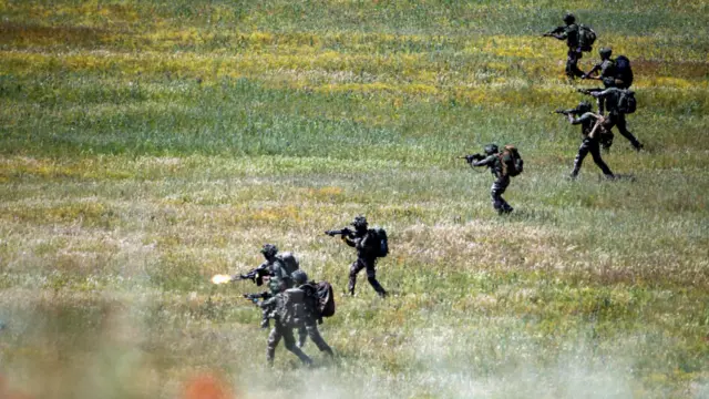 British soldiers during a Nato Swift Response 22 exercise