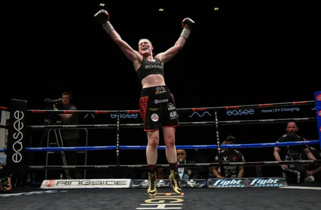 Hannah Rankin celebrates her victory over Alejandra Ayala