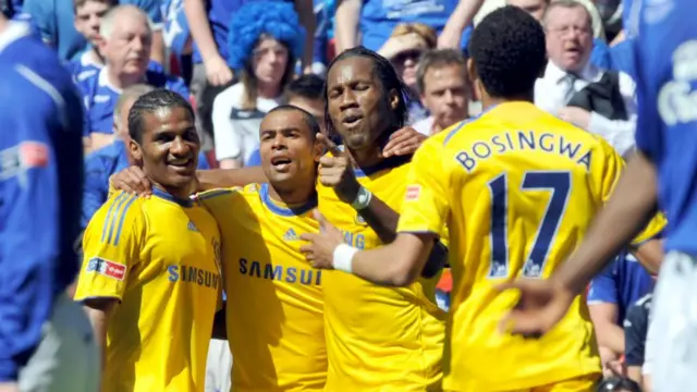 Chelsea celebrate scoring in 2009 FA Cup final