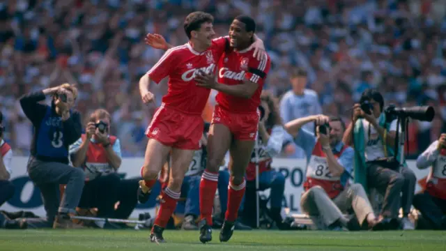 John Aldridge and John Barnes in 1989