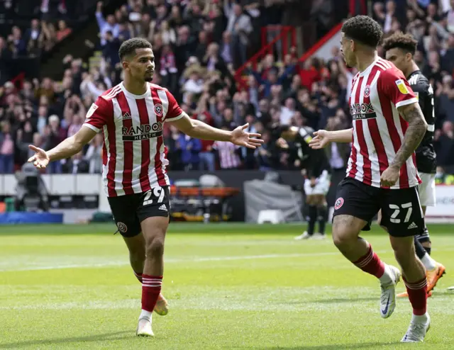 Sheffield United's Iliman Ndiaye (left) celebrate