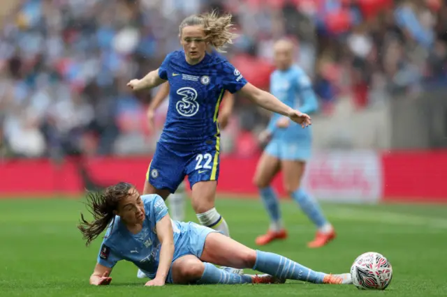 Caroline Weir & Erin Cuthbert