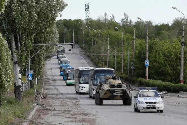 Buses carrying Ukrainian soldiers left the Azovstal steelworks earlier today