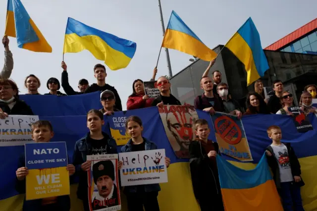 Ukrainians living in Turkey hold an anti-war demonstration as Ukrainian and Russian negotiators met in Istanbul, Turkey March 29