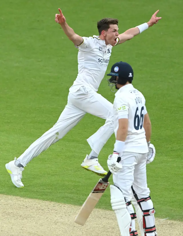 Henry Brookes and Joe Root