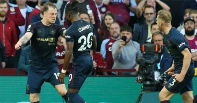 Burnley celebrate Ashley Barnes (left) goal at Aston Villa