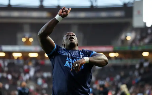 Adebayo Akinfenwa