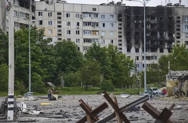 Damage to buildings in Kharkiv