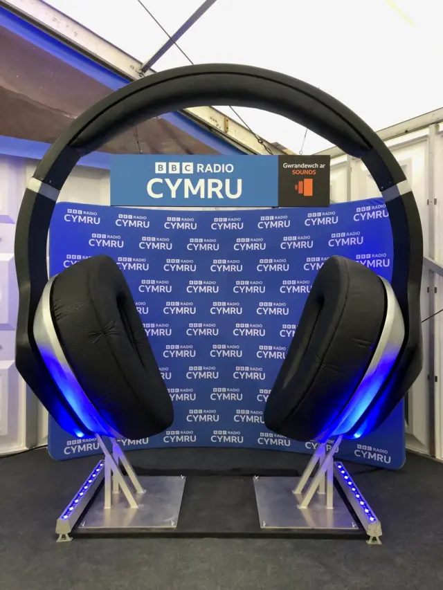 Radio Cymru