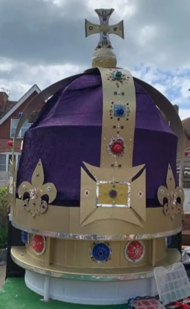 13ft 'Crown About Town' in Bexhill-On-Sea