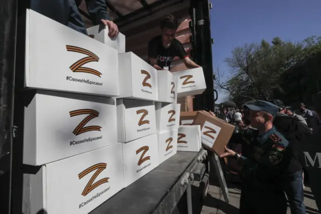 Russian humanitarian aid in Mariupol, 29 April