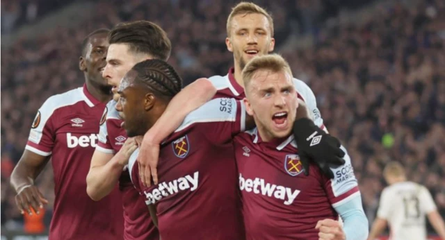 West Ham celebrate