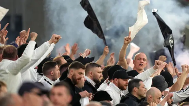 Eintracht Frankfurt fans