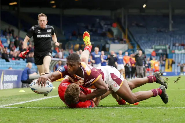 Jermaine McGillvary scores