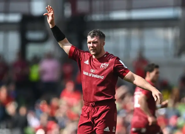 Peter O'Mahony points against Toulouse