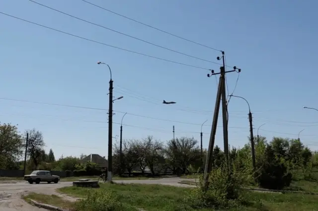 A Ukrainian MiG jet flies in the direction of the frontline, near Kostyantynivka, Donetsk region, Ukraine May 8, 2022