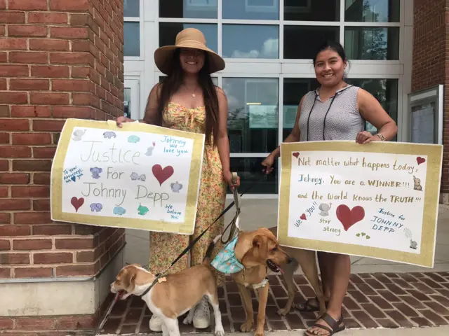 Fans outside courtroom