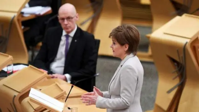 Nicola Sturgeon faces questions from opposition party leaders and backbench MSPs from 12pm