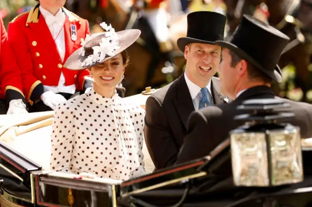 Duke and Duchess of Cambridge arrive in carriage procession at Royal Ascot