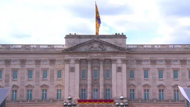 Royal Standard above Buckingham Palace