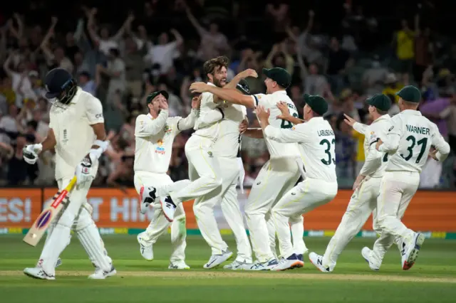 Australia celebrate winning the Ashes