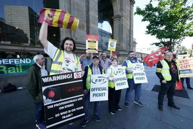 RMT picket line outside Newcastle station