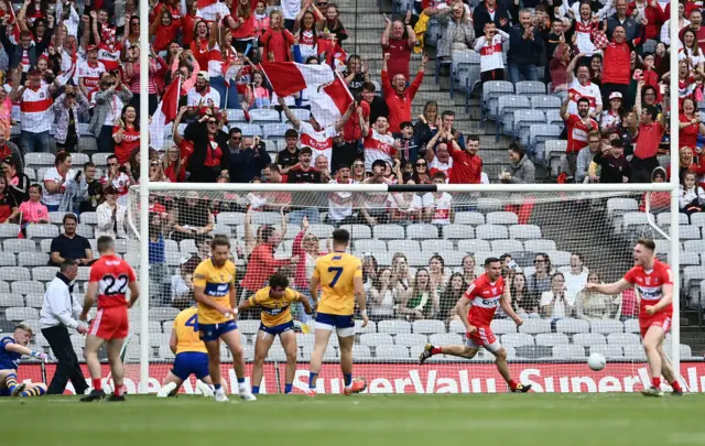 Benny Heron celebrates his goal