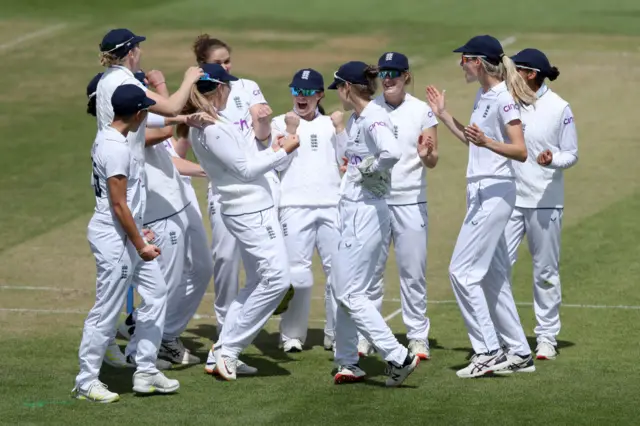 England women celebrating a wicket