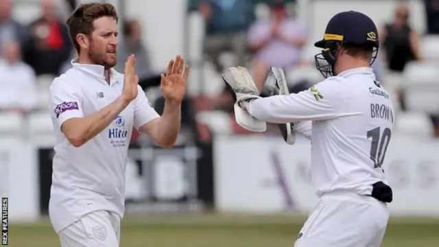 Hampshire's Liam Dawson took half of the 14 wickets that all fell to spinners at Chelmsford on day two