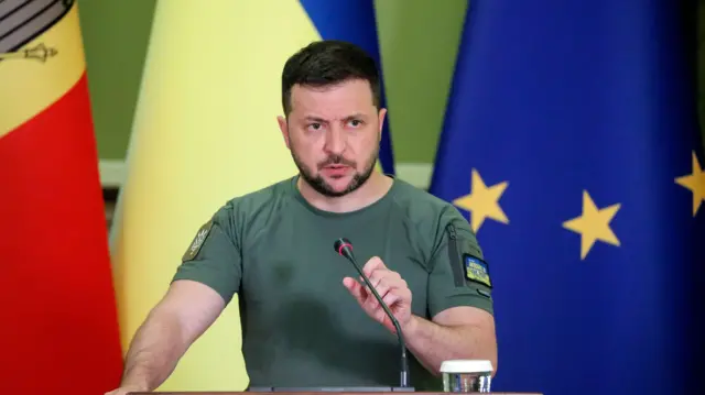 Ukrainian President Volodymyr Zelensky